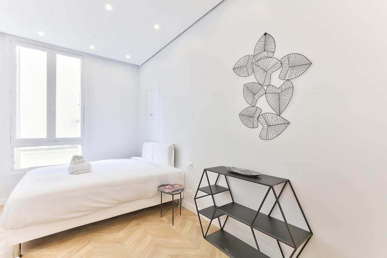 126 - Urban Amazing 3BR Montorgueil Apartment Paris Bagian luar foto